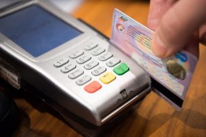 Pros and Cons of Bitcoin Debit Cards