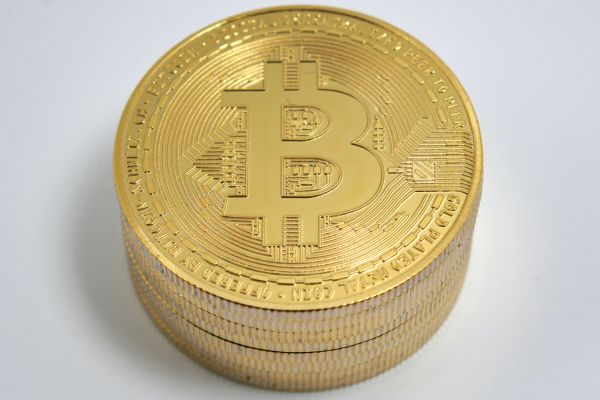 Bitcoin Moves Towards 12,000 As IMF Panel Discusses CBDCs
